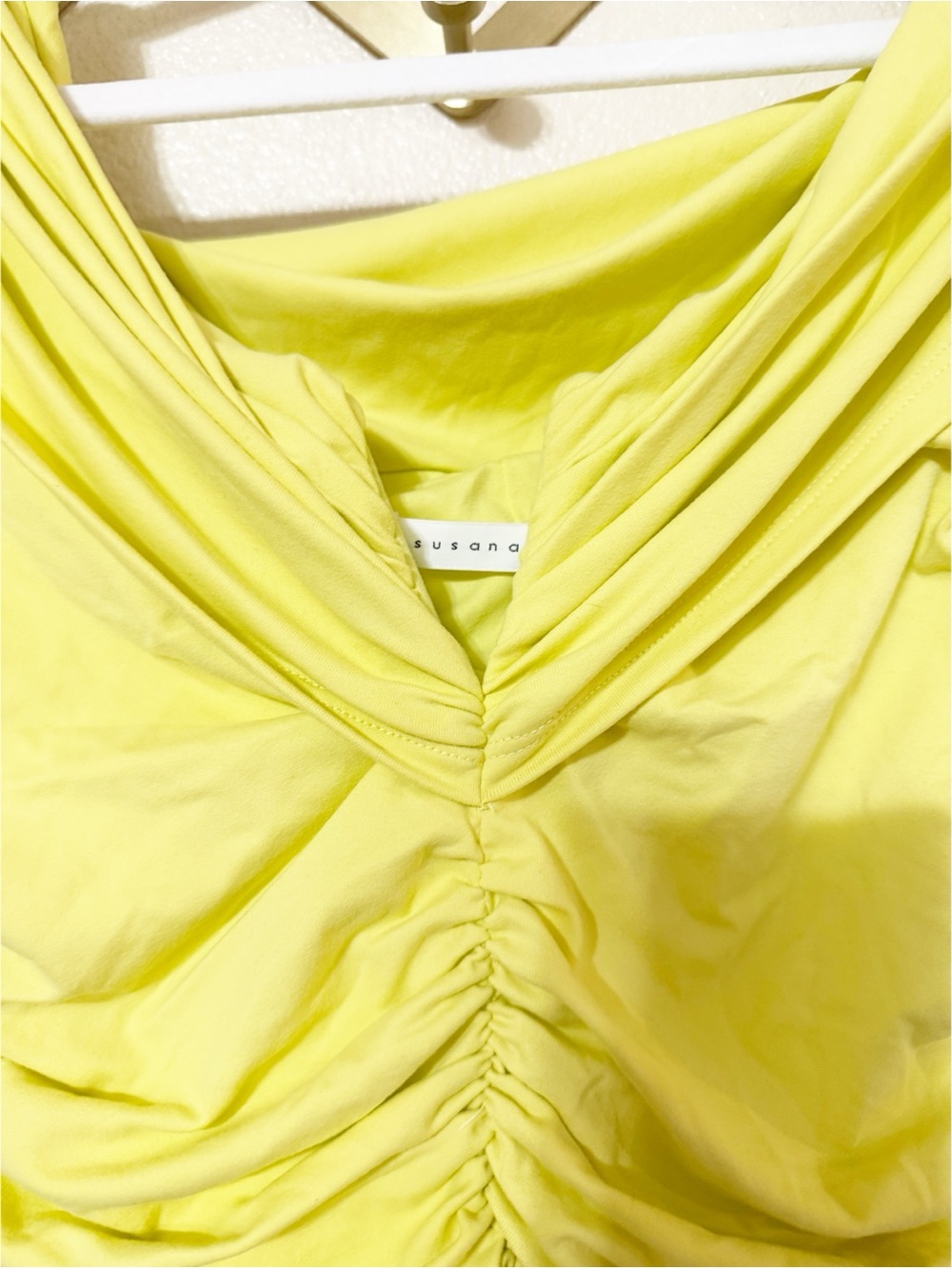 Susana Monaco V Wire Gathered Off The Shoulder Dress in Lemon Zest Revolve NEW - Picture 7 of 10
